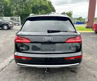 2018 Audi Q5 2.0T quattro Premium Plus