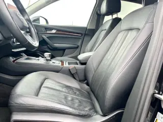 2018 Audi Q5 2.0T quattro Premium Plus