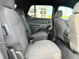 2023 Chevrolet Traverse LT