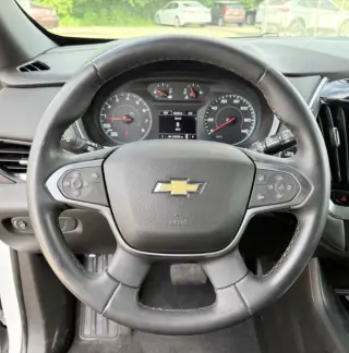 2023 Chevrolet Traverse LT