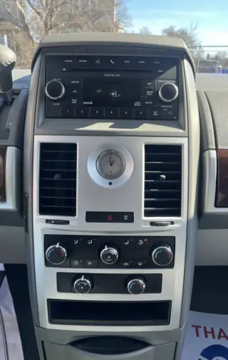 2010 Chrysler Town and Country Touring