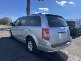 2010 Chrysler Town and Country Touring