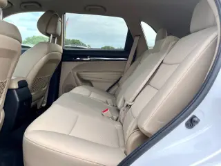2011 Kia Sorento LX