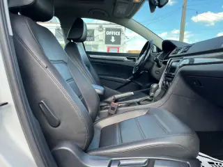 2017 Volkswagen Passat 1.8T SE