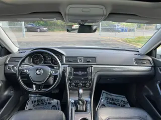 2017 Volkswagen Passat 1.8T SE