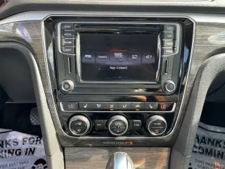 2017 Volkswagen Passat 1.8T SE