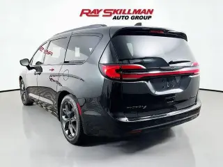 Chrysler Pacifica 2024 Limited 4dr Mini-Van