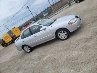 2006 Nissan Sentra SE-R