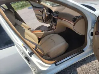2008 Mercedes-Benz E-Class E 350 4MATIC