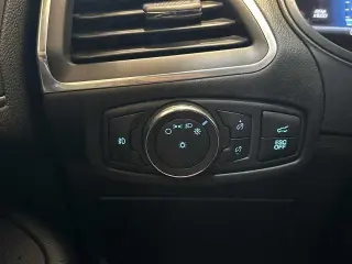 Ford Edge 2022 AWD ST 4dr Crossover
