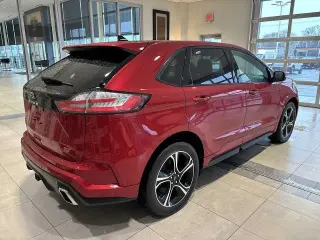 Ford Edge 2022 AWD ST 4dr Crossover