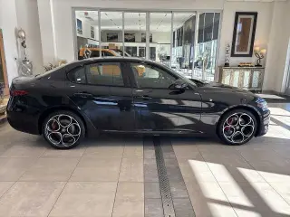 Alfa Romeo Giulia 2022 AWD Ti 4dr Sedan
