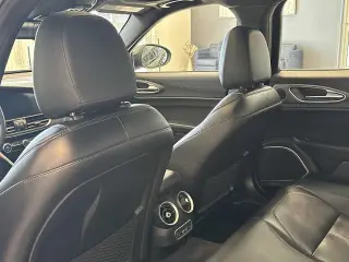 Alfa Romeo Giulia 2022 AWD Ti 4dr Sedan