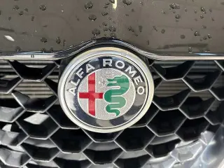 Alfa Romeo Giulia 2022 AWD Ti 4dr Sedan