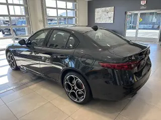 Alfa Romeo Giulia 2022 AWD Ti 4dr Sedan