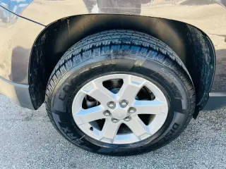 2016 GMC Acadia SLE-2