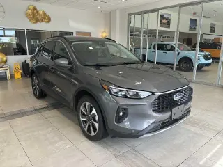 Ford Escape 2024 AWD Platinum 4dr SUV