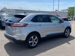 Ford Edge 2023 AWD SEL 4dr Crossover