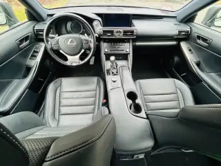 2017 Lexus IS 300