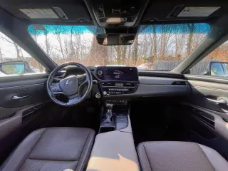 2022 Lexus ES 350