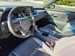 2021 Lexus ES 350