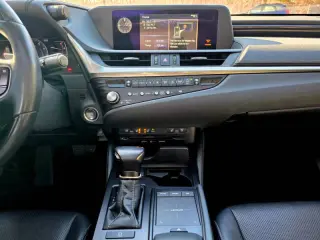 2021 Lexus ES 350