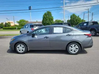 Nissan Versa 2024 S 4dr Sedan CVT