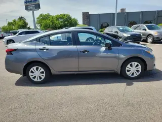 Nissan Versa 2024 S 4dr Sedan CVT