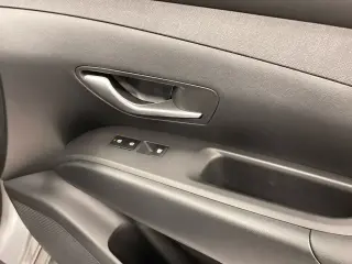 Hyundai TUCSON Híbrido 2025 AWD SEL Conveniencia SUV 4 puertas