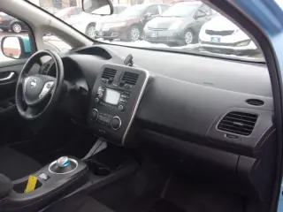 2015 Nissan LEAF S