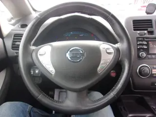 2015 Nissan LEAF S