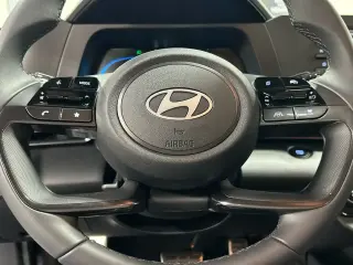 Hyundai ELANTRA 2026 SEL Sport Premium 4dr Sedan