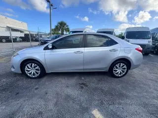 2017 TOYOTA COROLLA