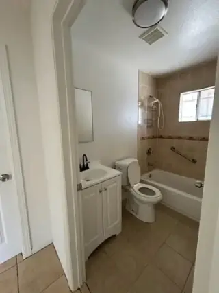 3 dormitorios, 2 baños casa