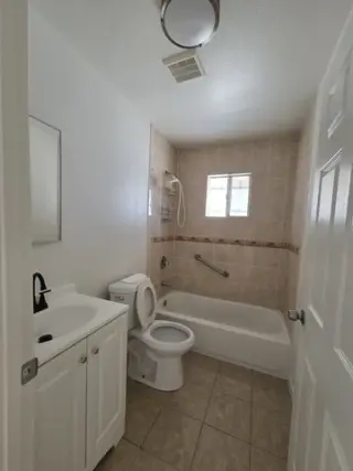 3 dormitorios, 2 baños casa