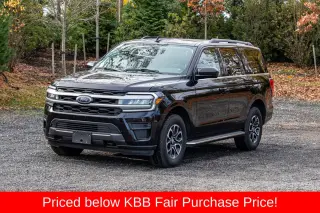 Ford Expedition 2023 4x4 XLT 4dr SUV