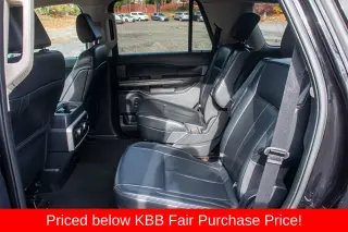 Ford Expedition 2023 4x4 XLT 4dr SUV