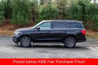 Ford Expedition 2023 4x4 XLT 4dr SUV