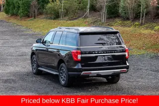 Ford Expedition 2023 4x4 XLT 4dr SUV
