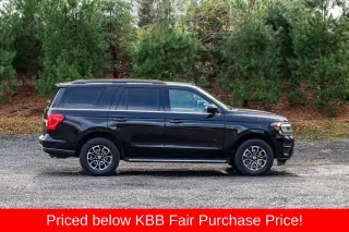Ford Expedition 2023 4x4 XLT 4dr SUV