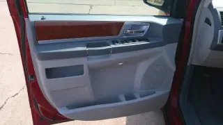 2009 Chrysler Town and Country Touring