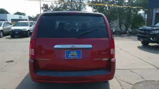 2009 Chrysler Town and Country Touring
