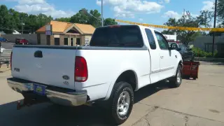 1999 Ford F-150 XLT