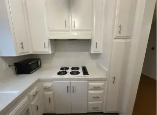 2 Bedroom Apt in W Pico Blvd