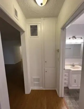 2 Bedroom Apt in W Pico Blvd