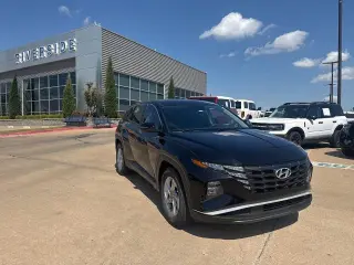 Hyundai TUCSON 2022 SE 4dr SUV (midyear release)