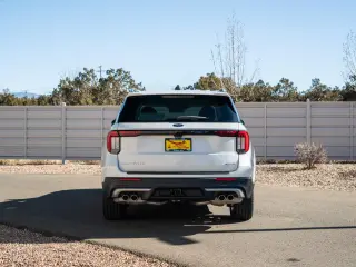 2025 Ford EXPLORER PLAT AWD