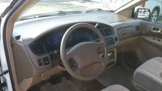 2002 Toyota Sienna CE