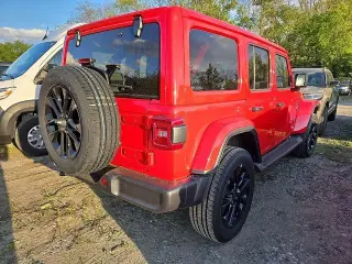 Jeep Wrangler 2025 4x4 Sahara 4xe 4dr SUV