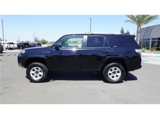 2019 Toyota 4Runner SR5 Sport Utility 4D